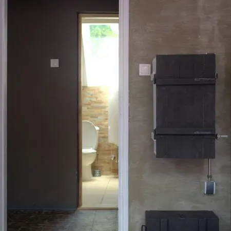 Hostel Fair And Square *