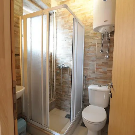 Hostel Fair And Square *